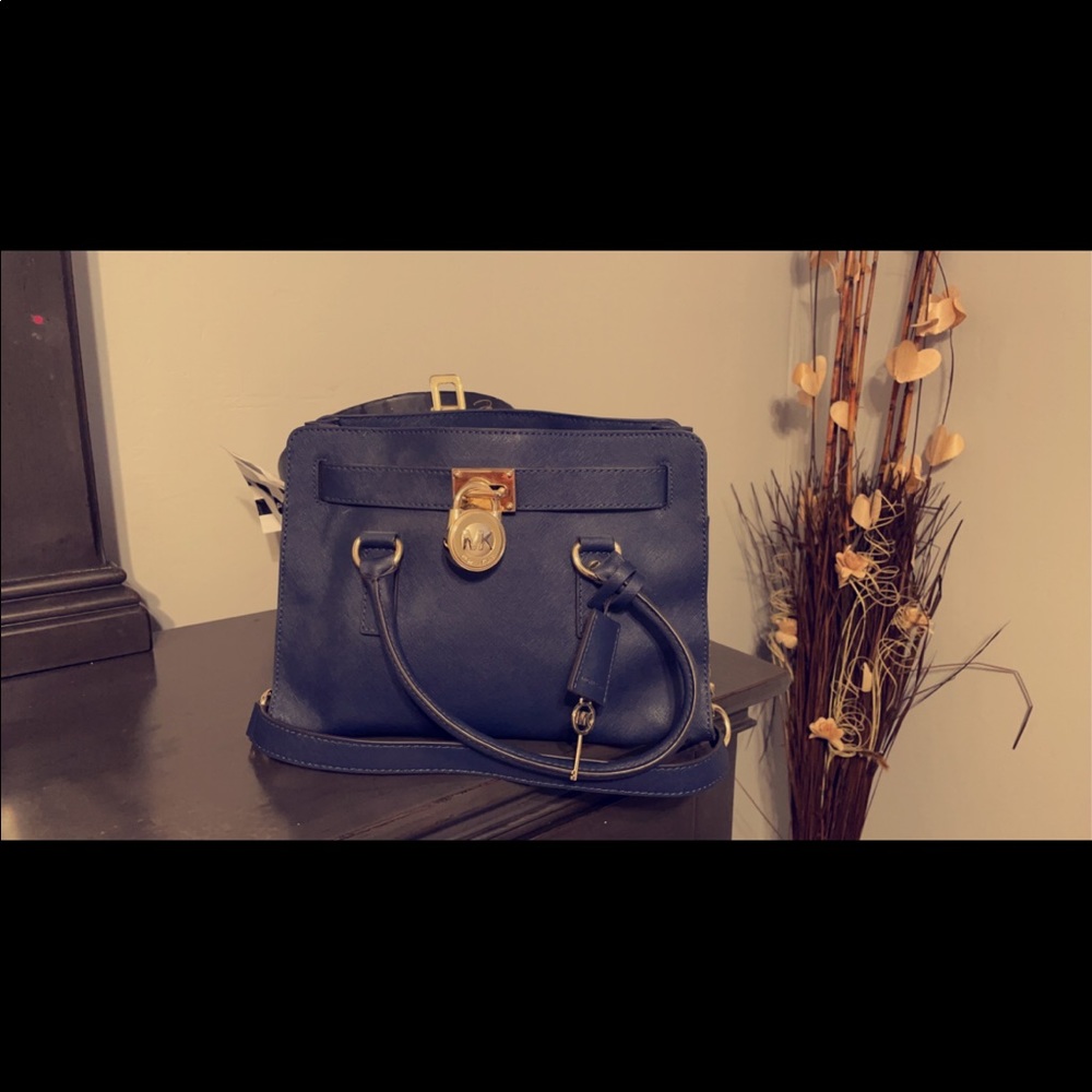 MK PURSE